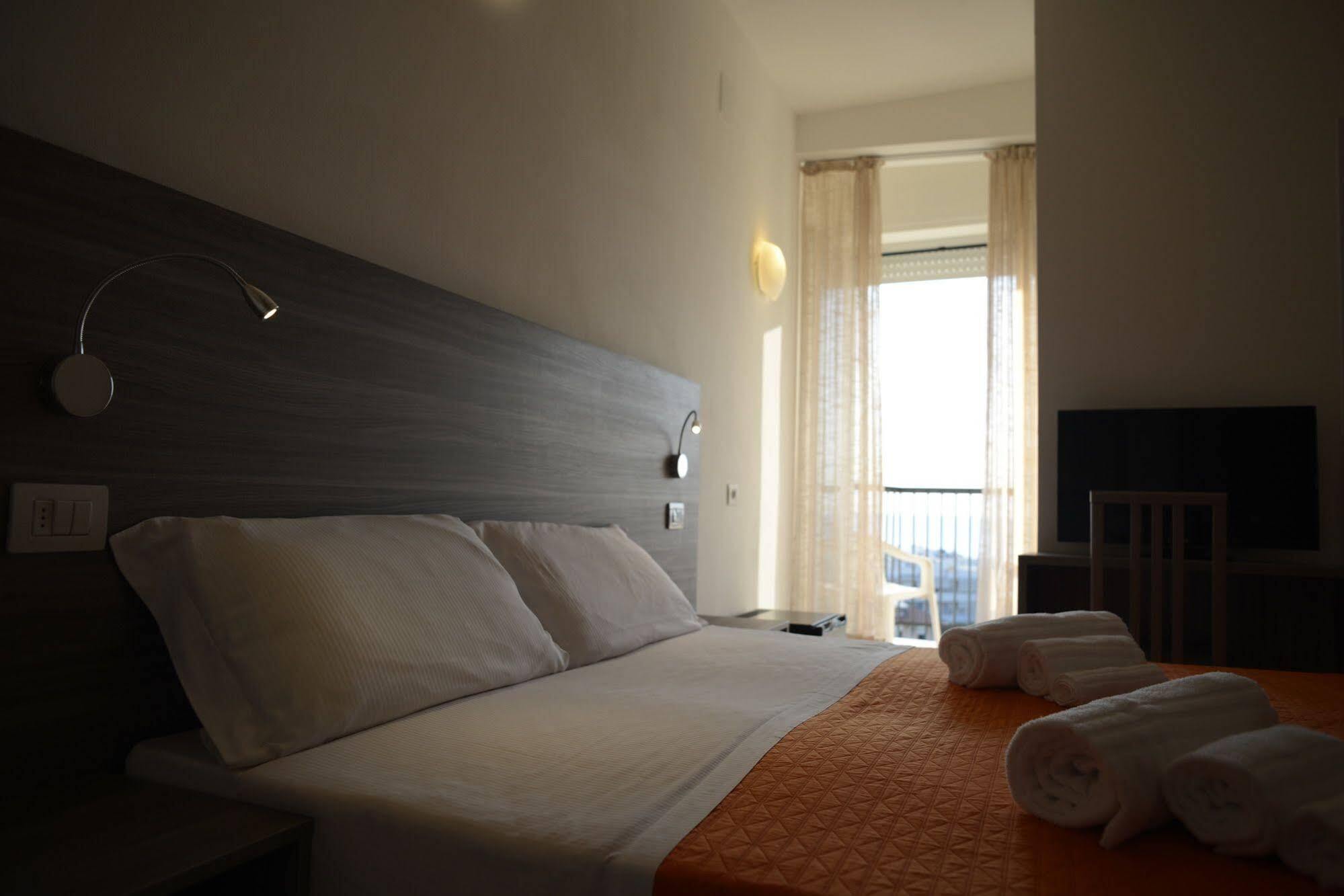 Hotel Madison Gabicce Mare Εξωτερικό φωτογραφία