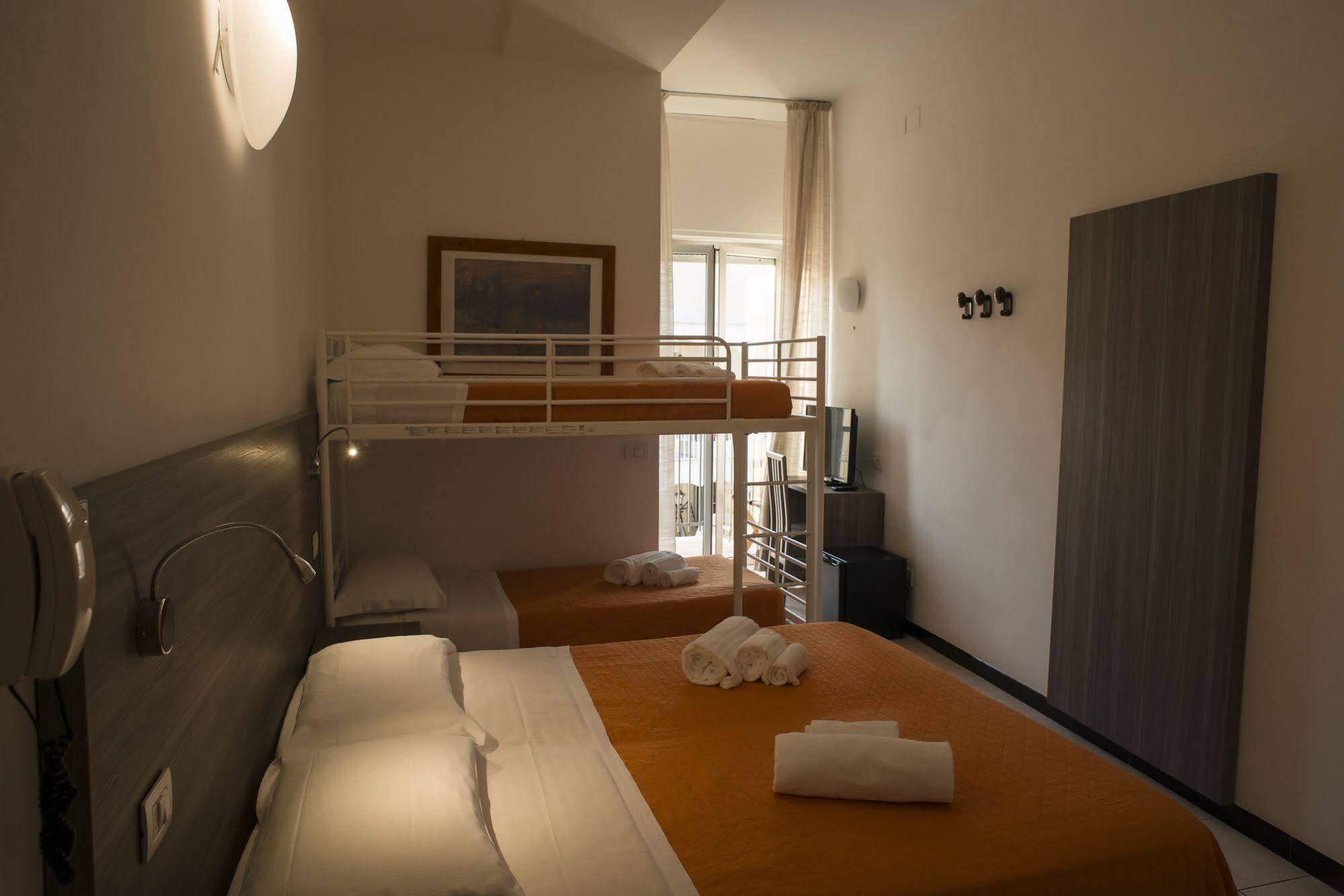 Hotel Madison Gabicce Mare Εξωτερικό φωτογραφία