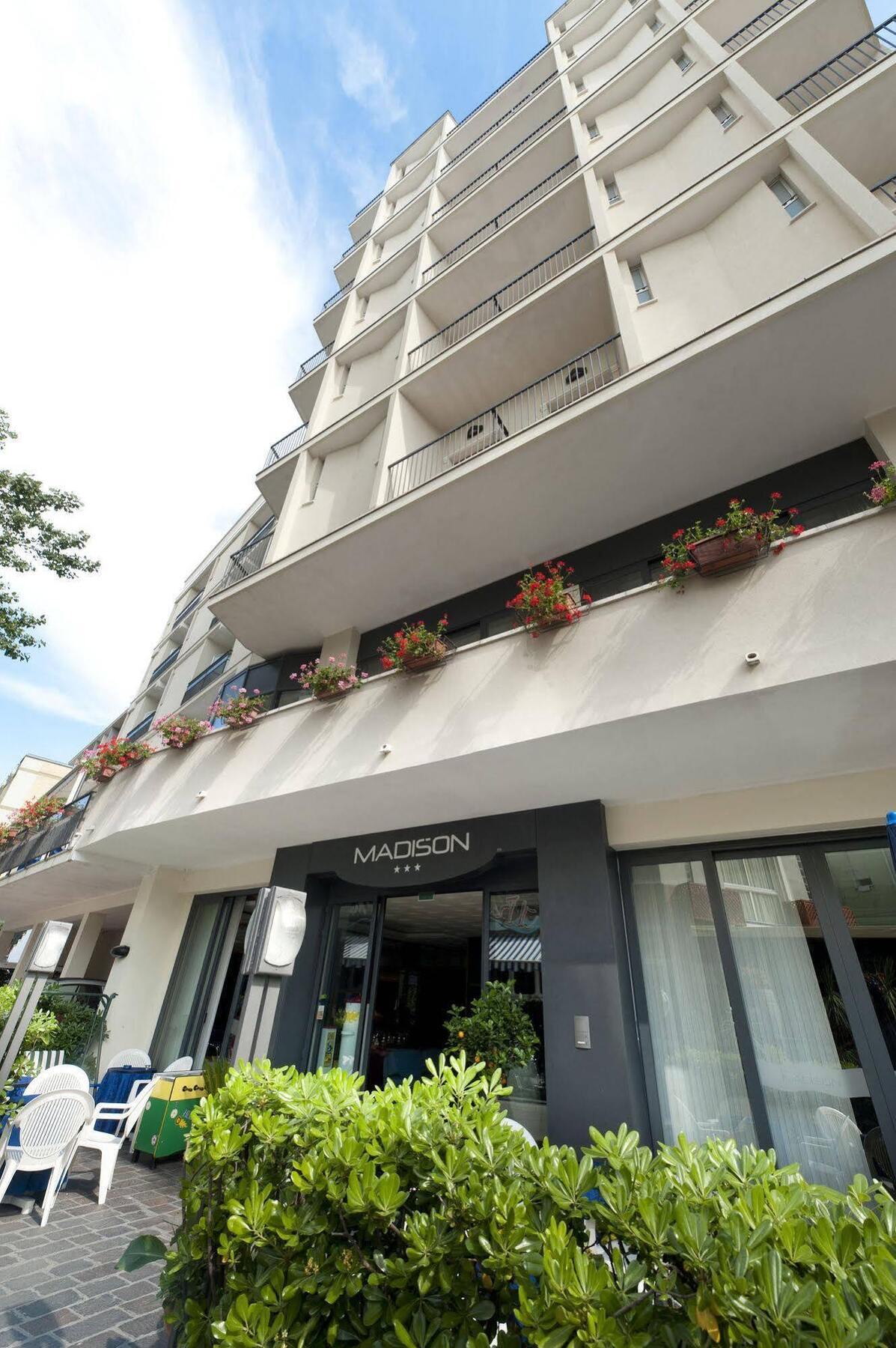 Hotel Madison Gabicce Mare Εξωτερικό φωτογραφία